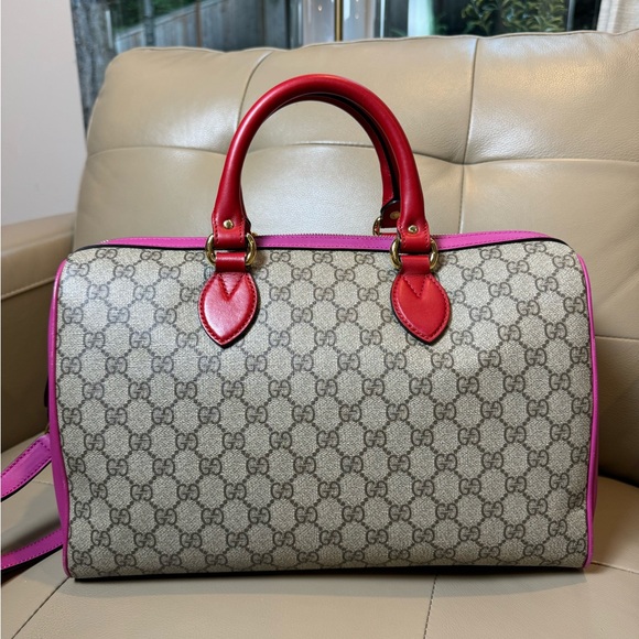 Gucci Handbags - Gucci GG Supreme canvas Boston Bag GG Medium